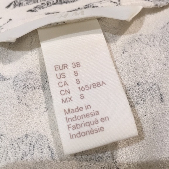 H&M cap sleeve blouse with zebra print, 8/ Medium - Picture 6 of 7